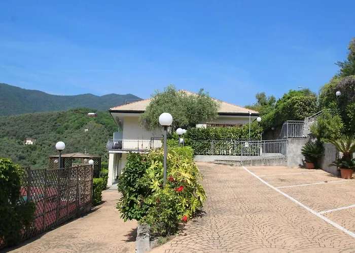 I Monili-4 By Interhome Moneglia